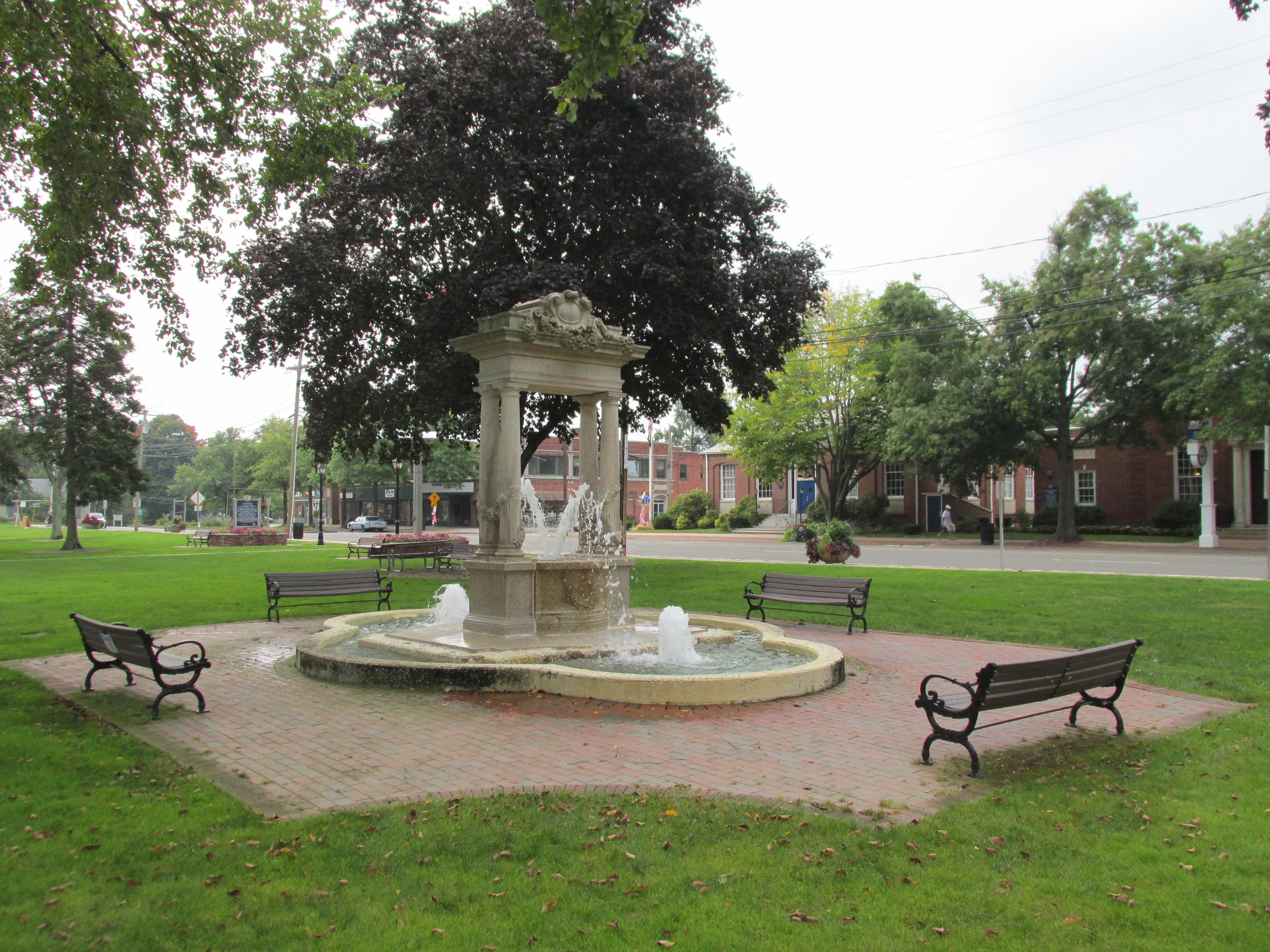 Broad Street Green Historic District