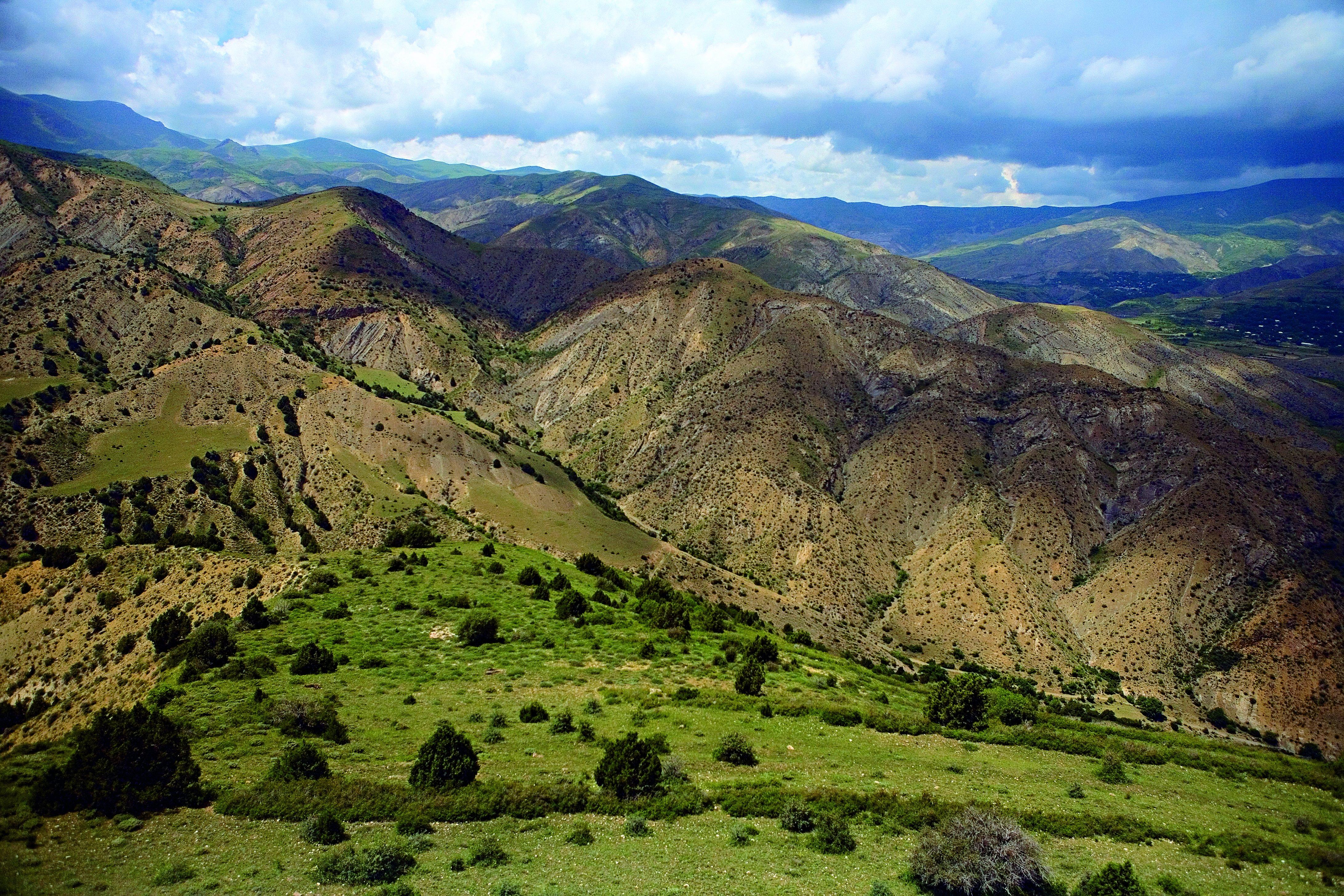 Tsaghkunyats Mountains
