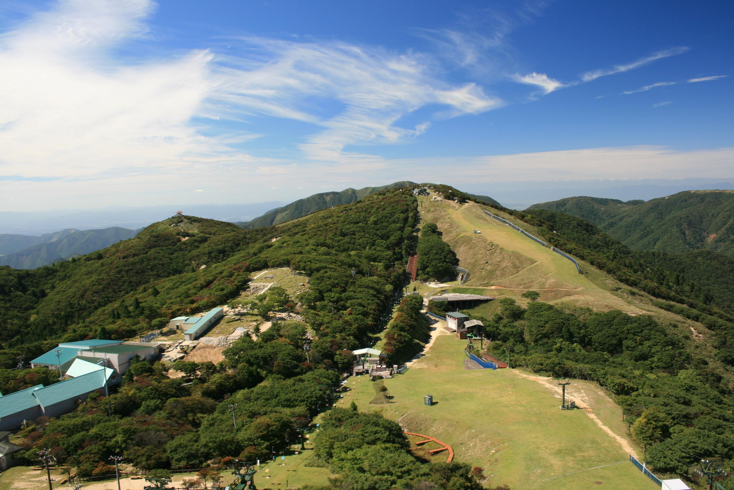 Gozaisho Ski Area