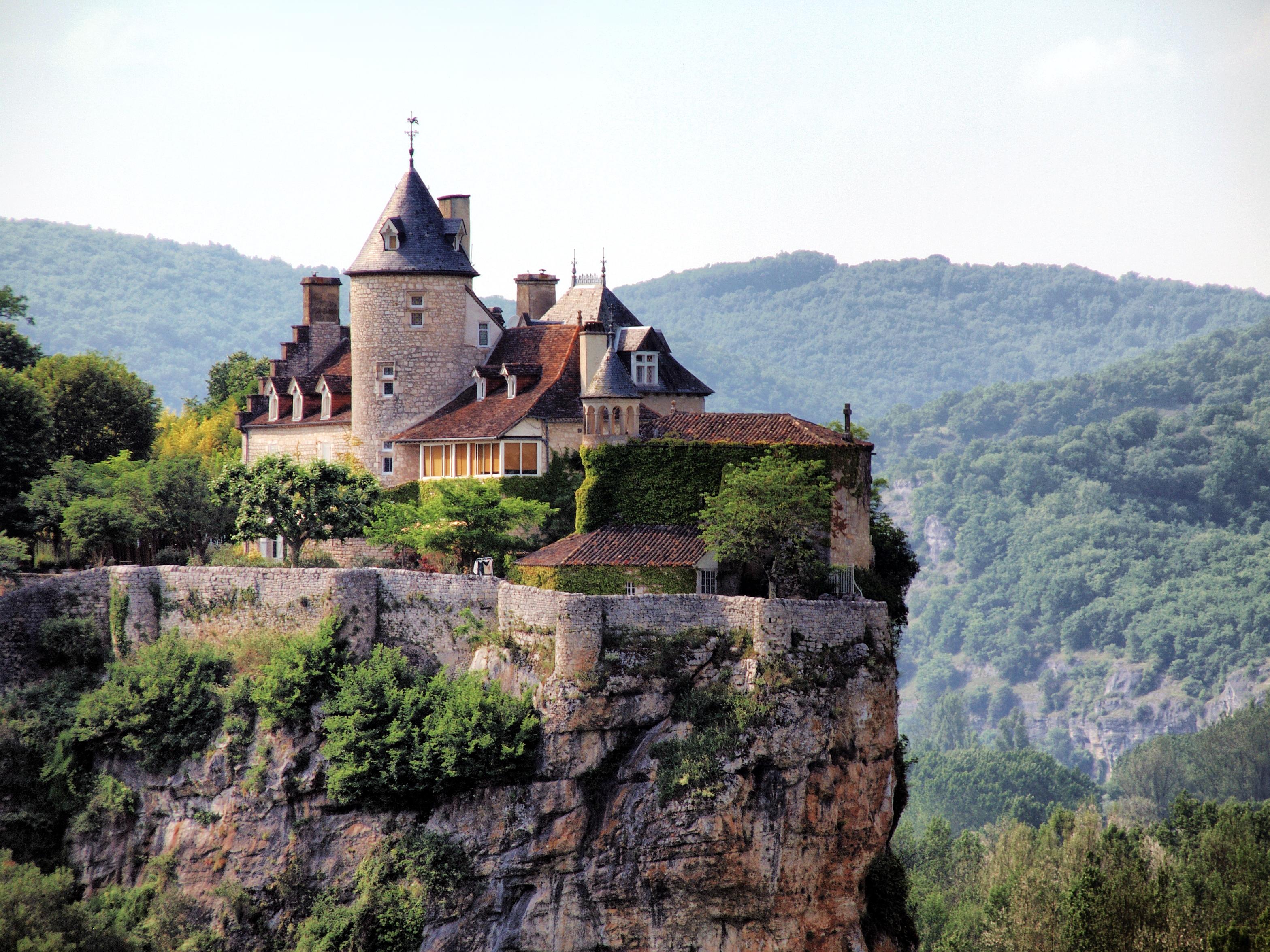 Chateau de Belcastel