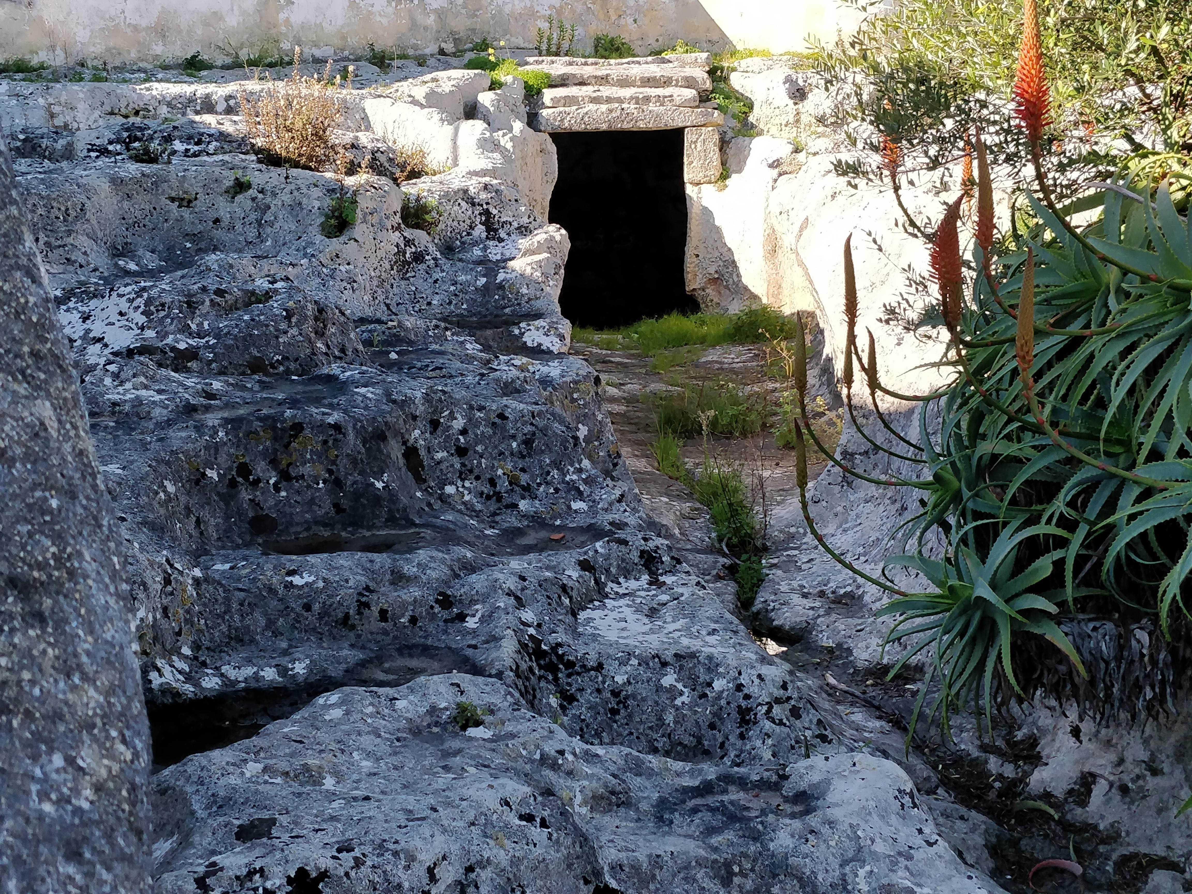 Alapraia Eneolithic Necropolis