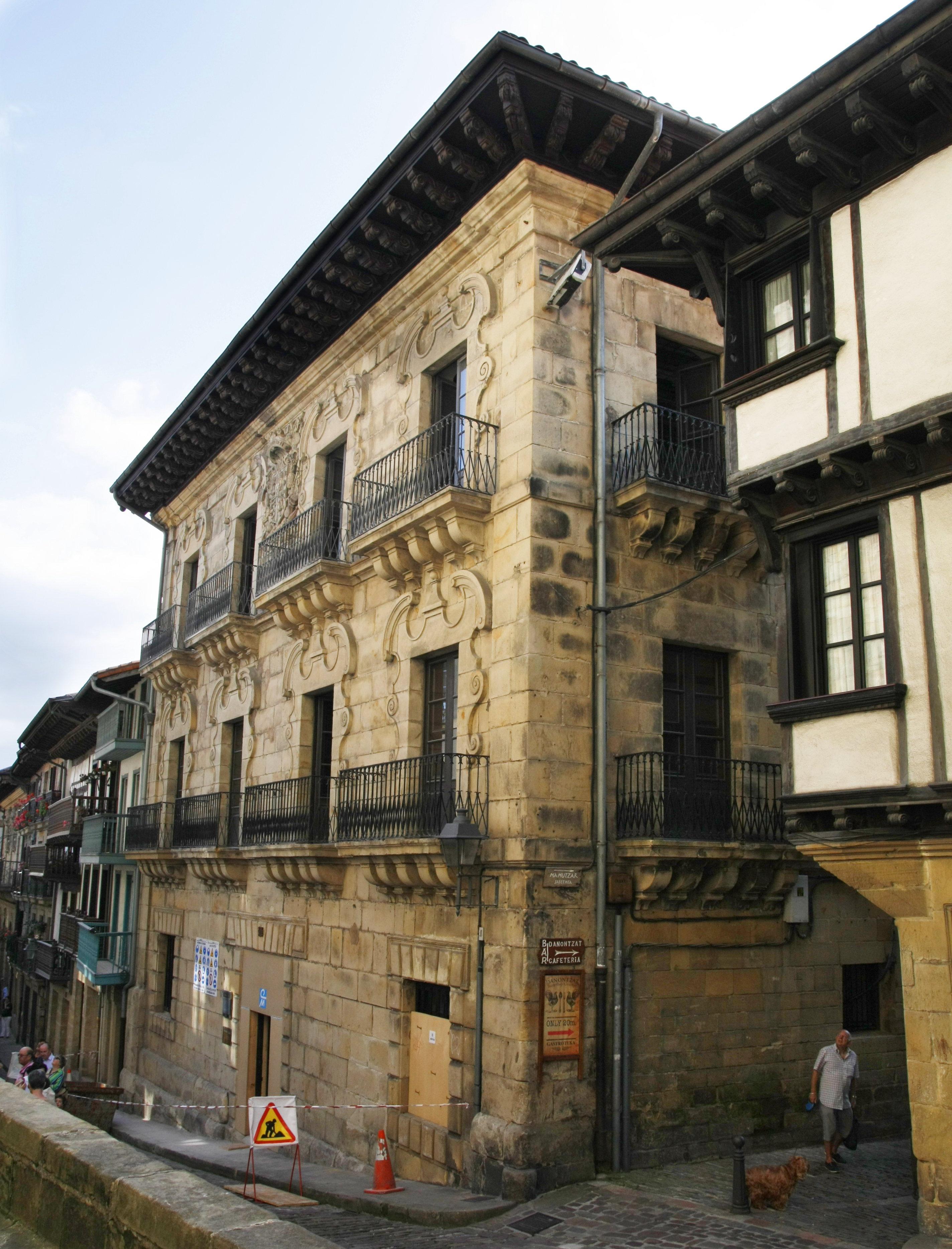 Casa Zuloaga
