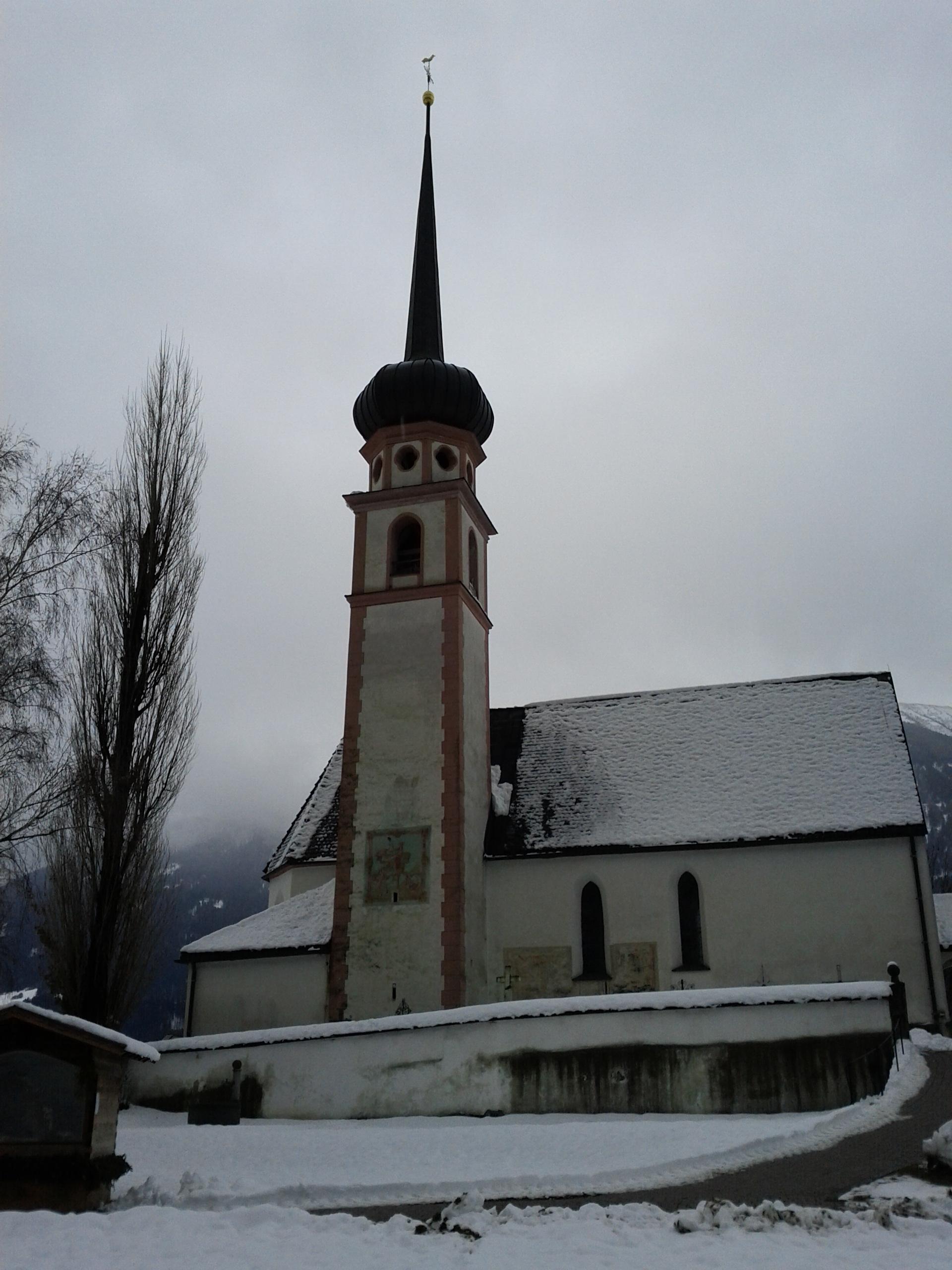 Kath. Pfarrkirche hl. Georg mit Friedhof