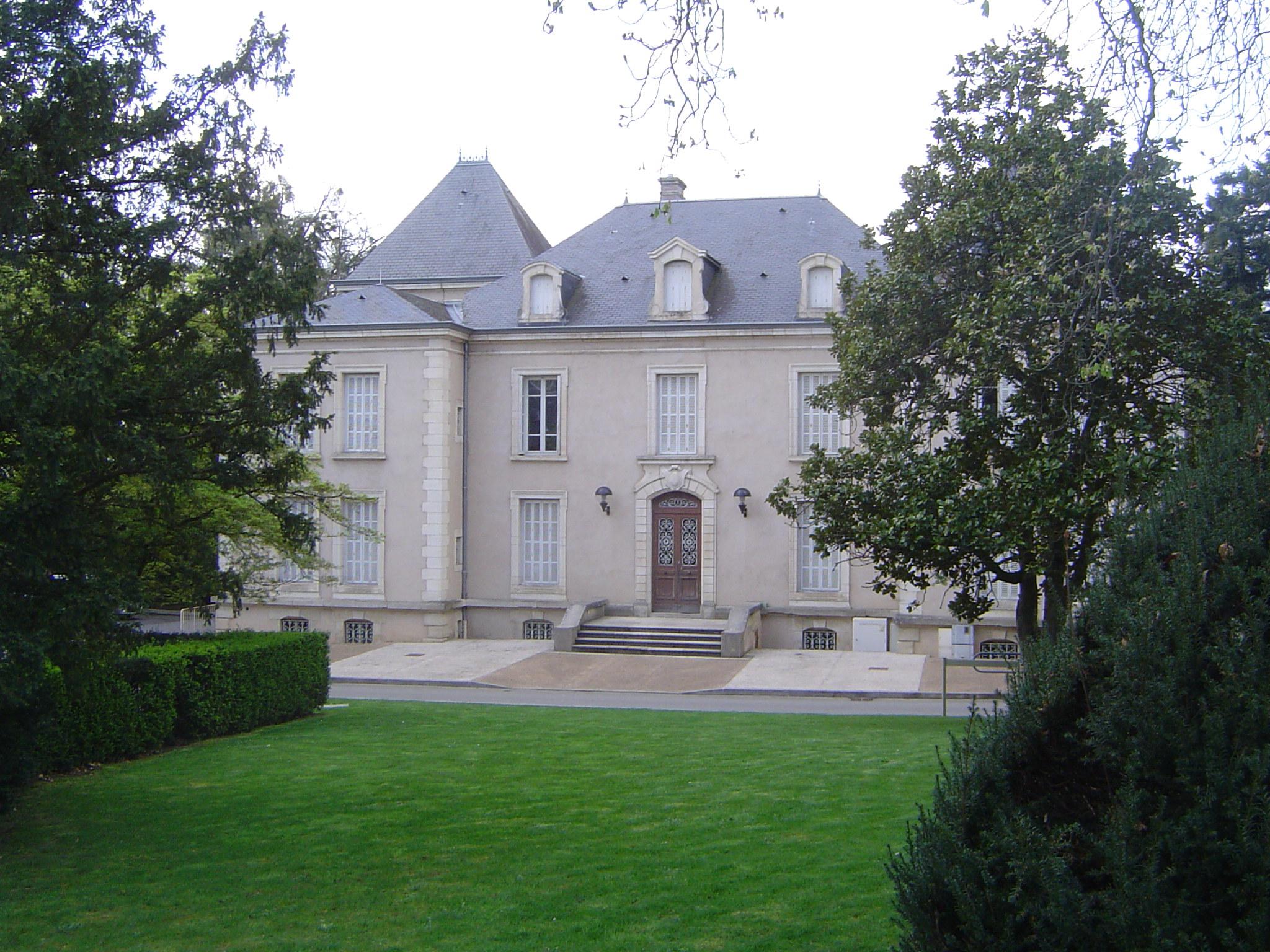 Chateau Puzenat