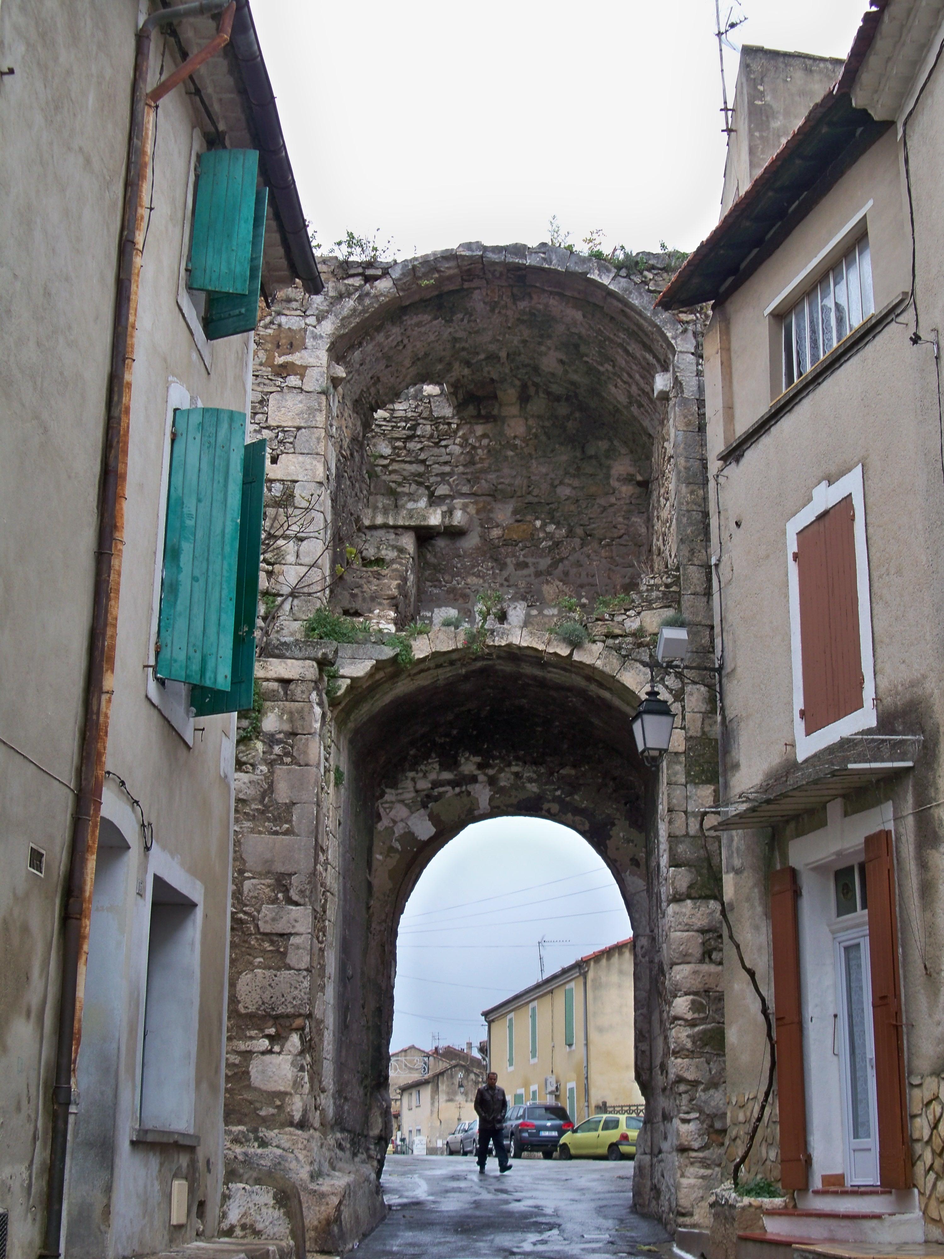 Porte Sainte Anne d'Orgon