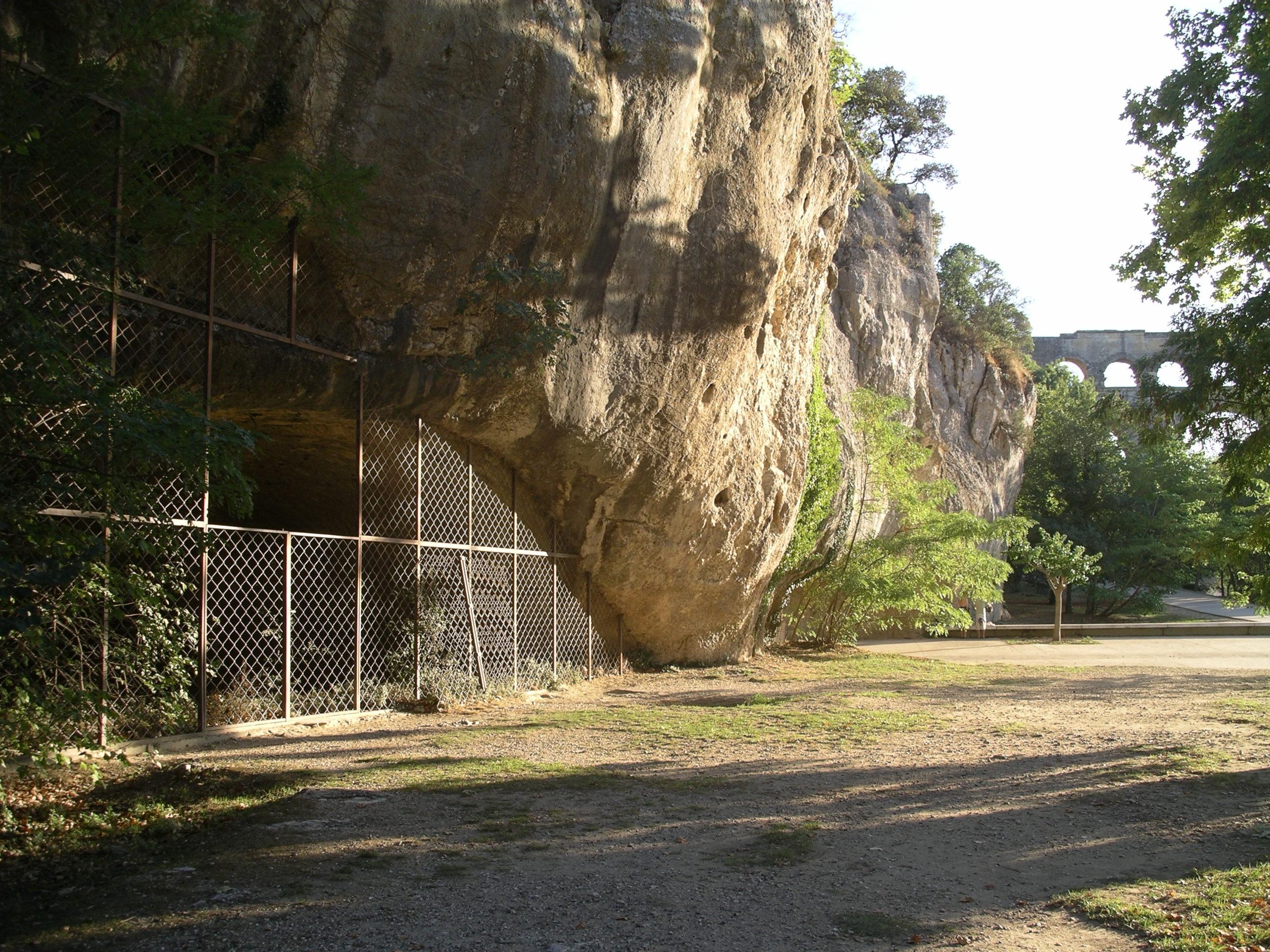 Grotte de la Salpetriere