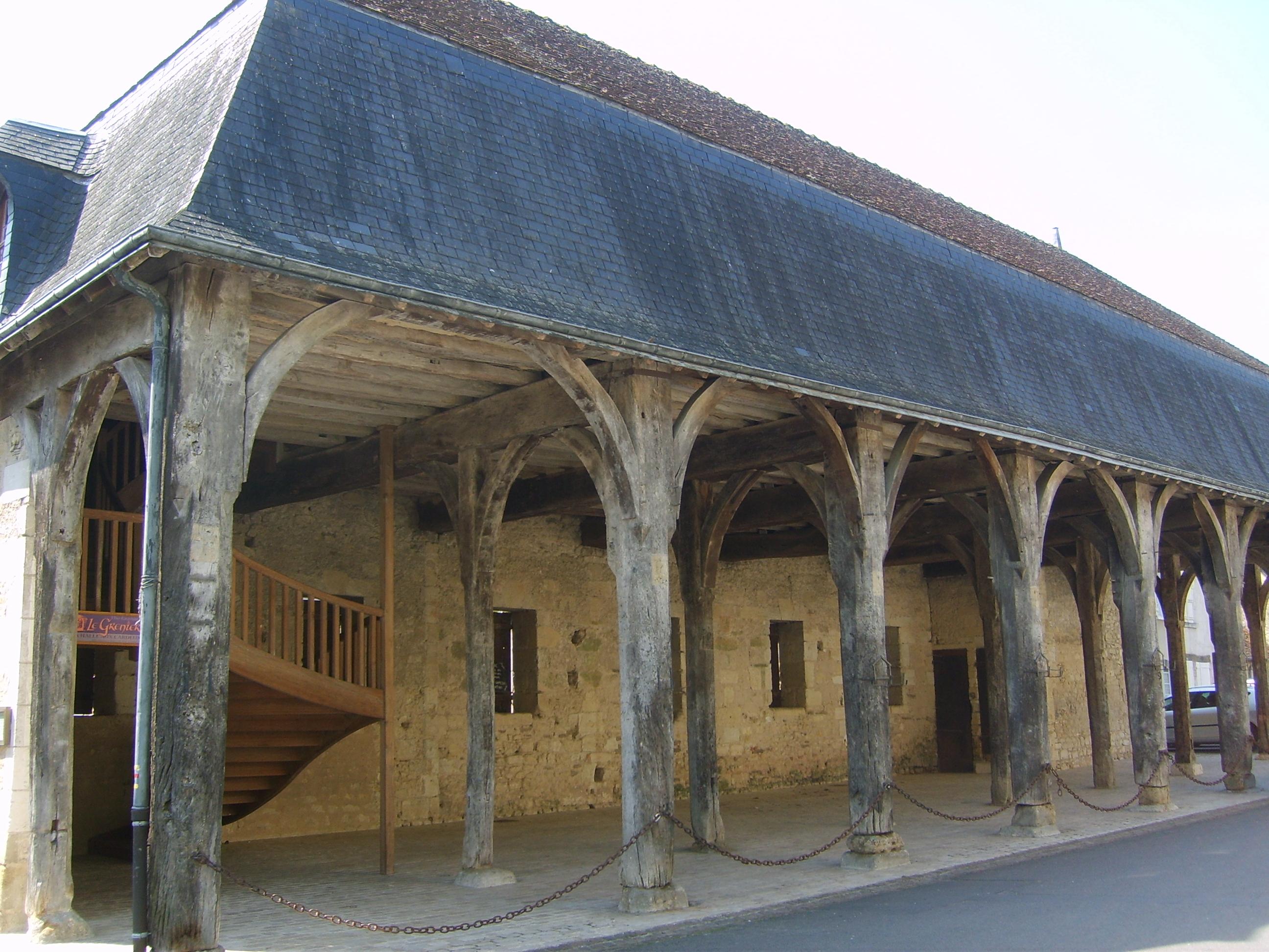 halle aux laines de Montrésor