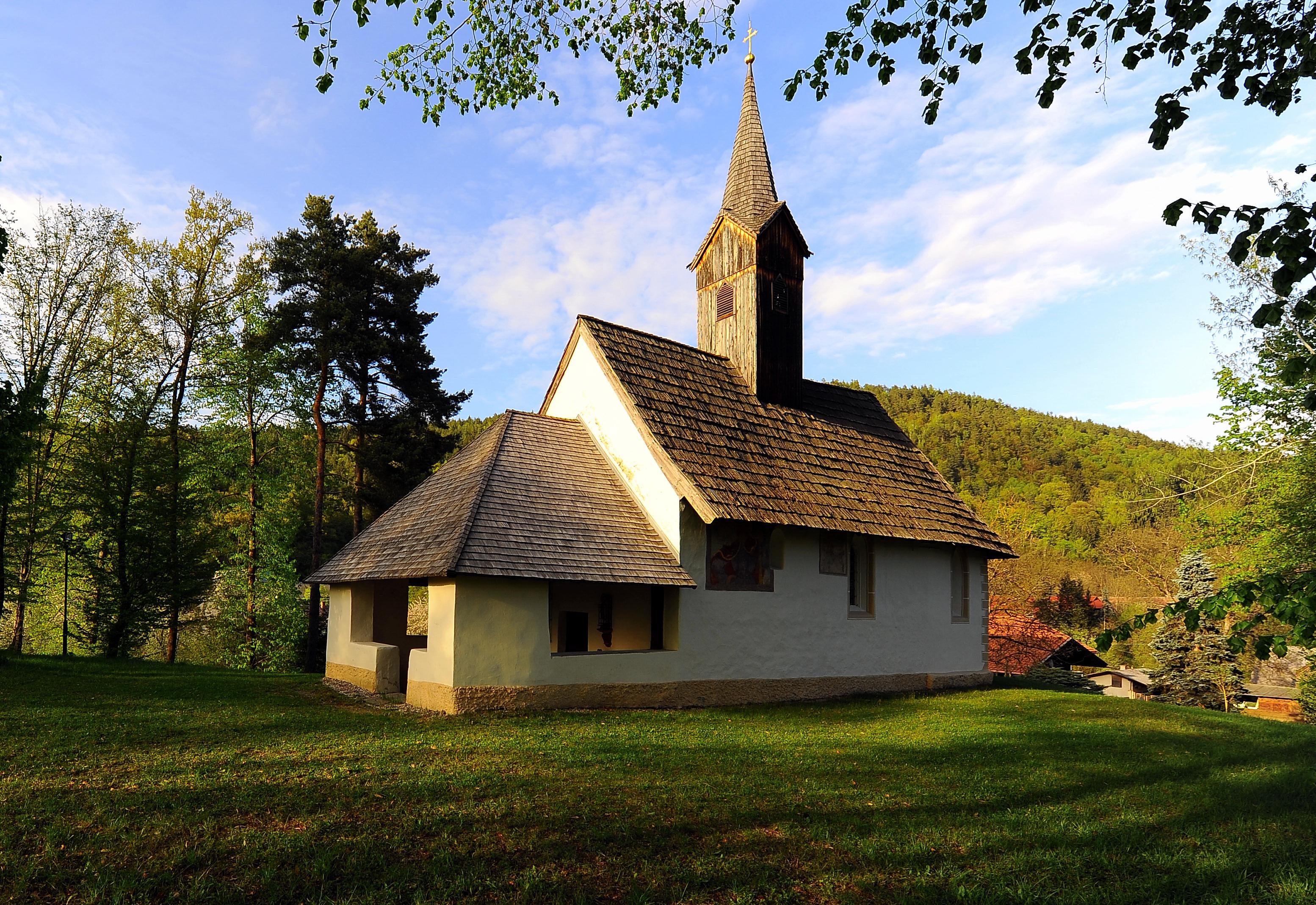 Kath. Filialkirche hll. Johannes und Paul