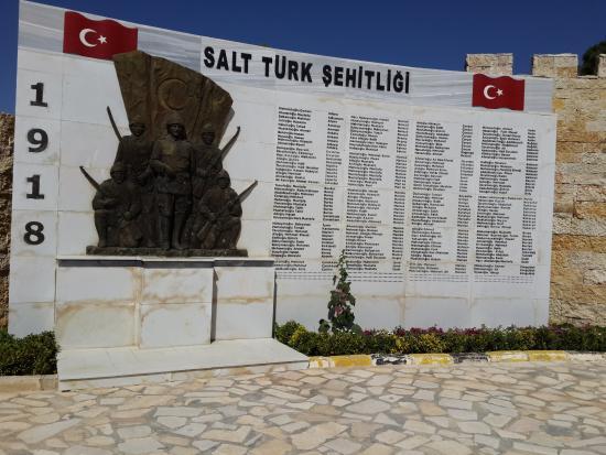 Salt Türk Şehitliği