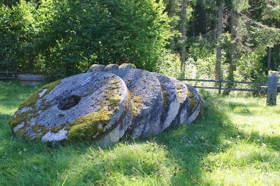 Lugnås Qvarnstensgruva