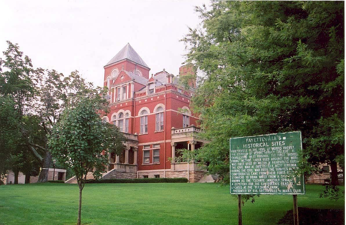 Fayette County Courthouse