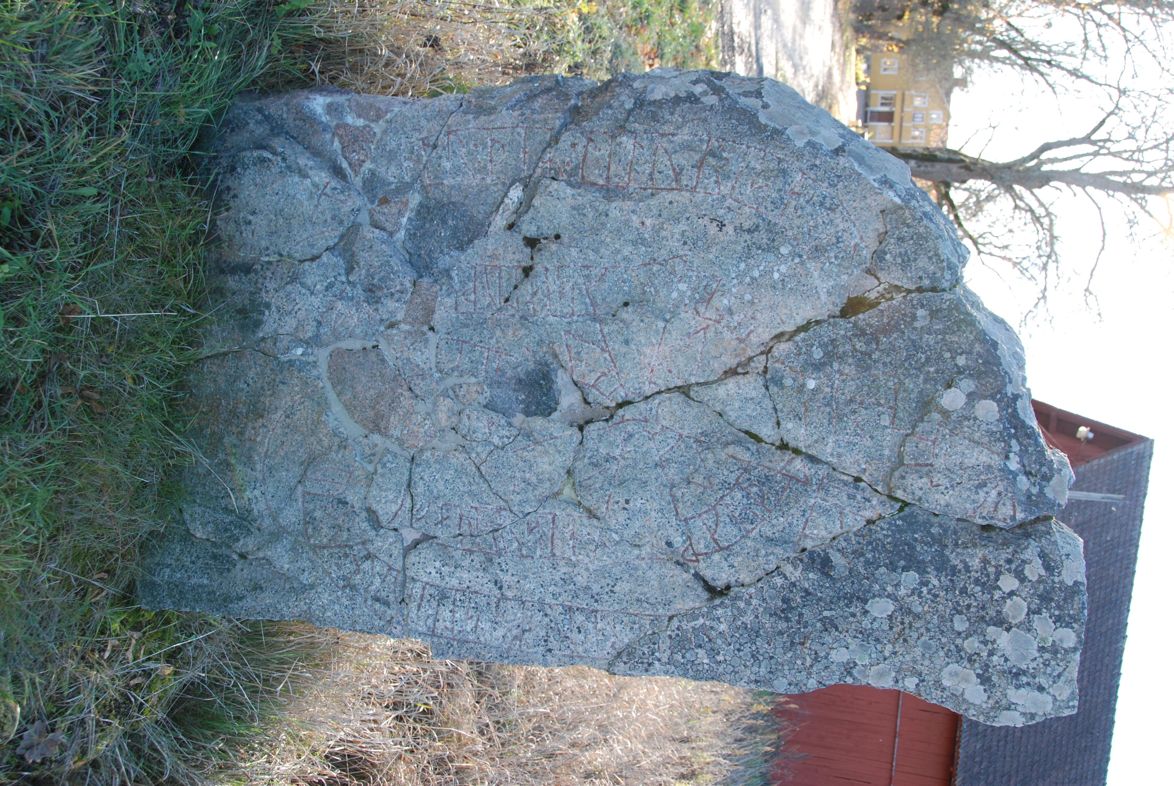 Upplands runinskrifter 920