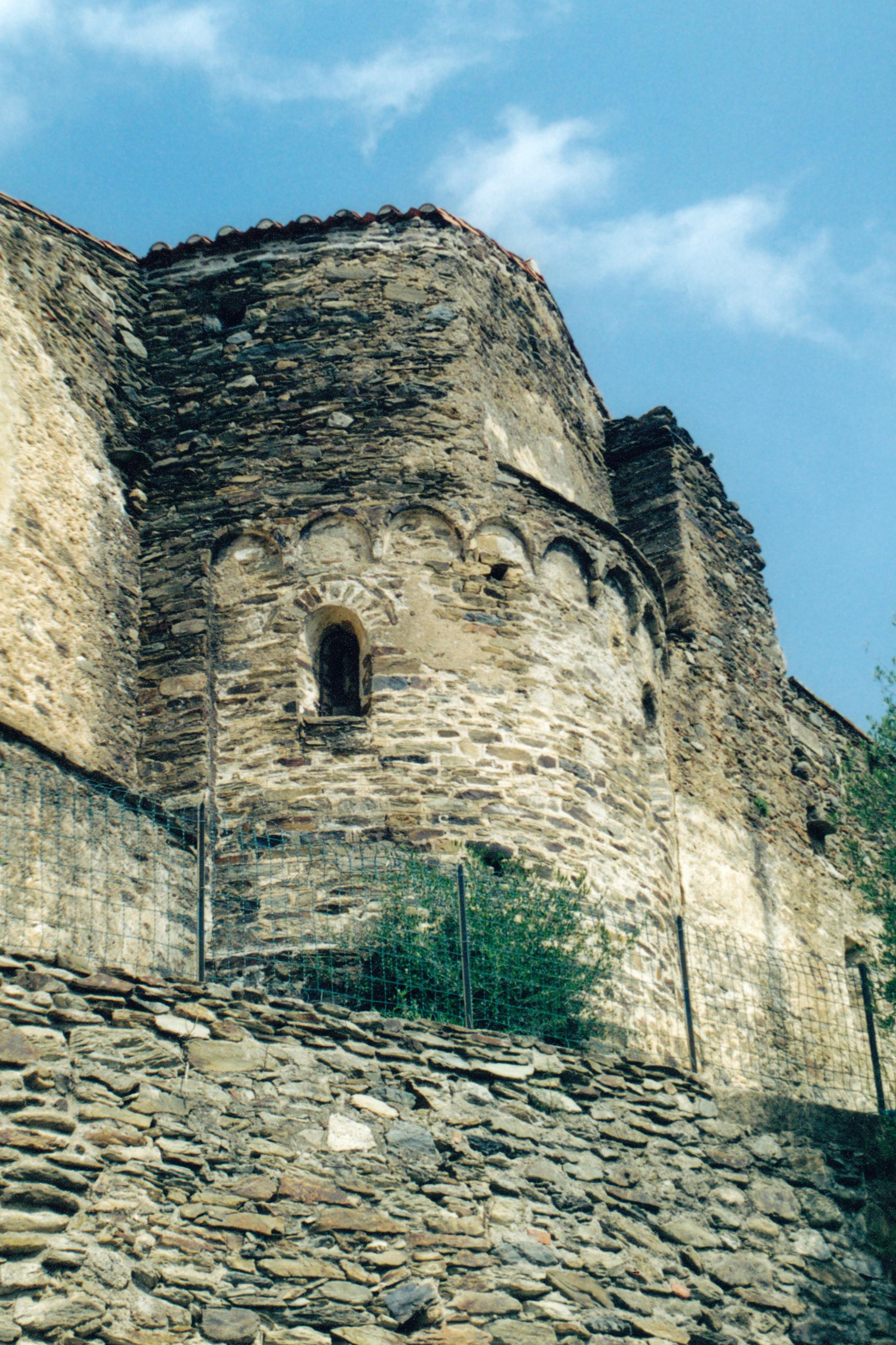 église Saint-Michel de Saint-Michel-de-Llotes