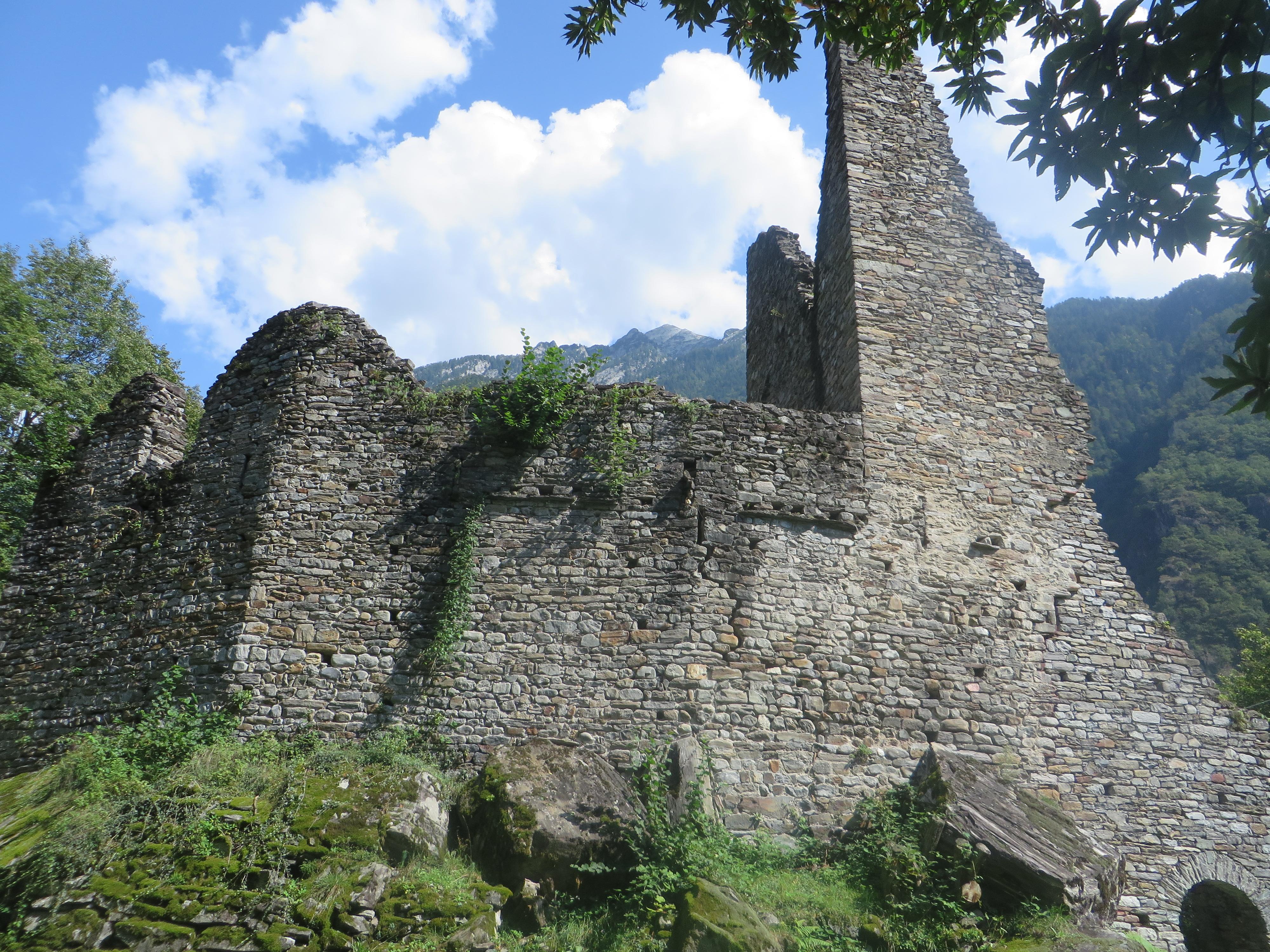 Burg Norantola
