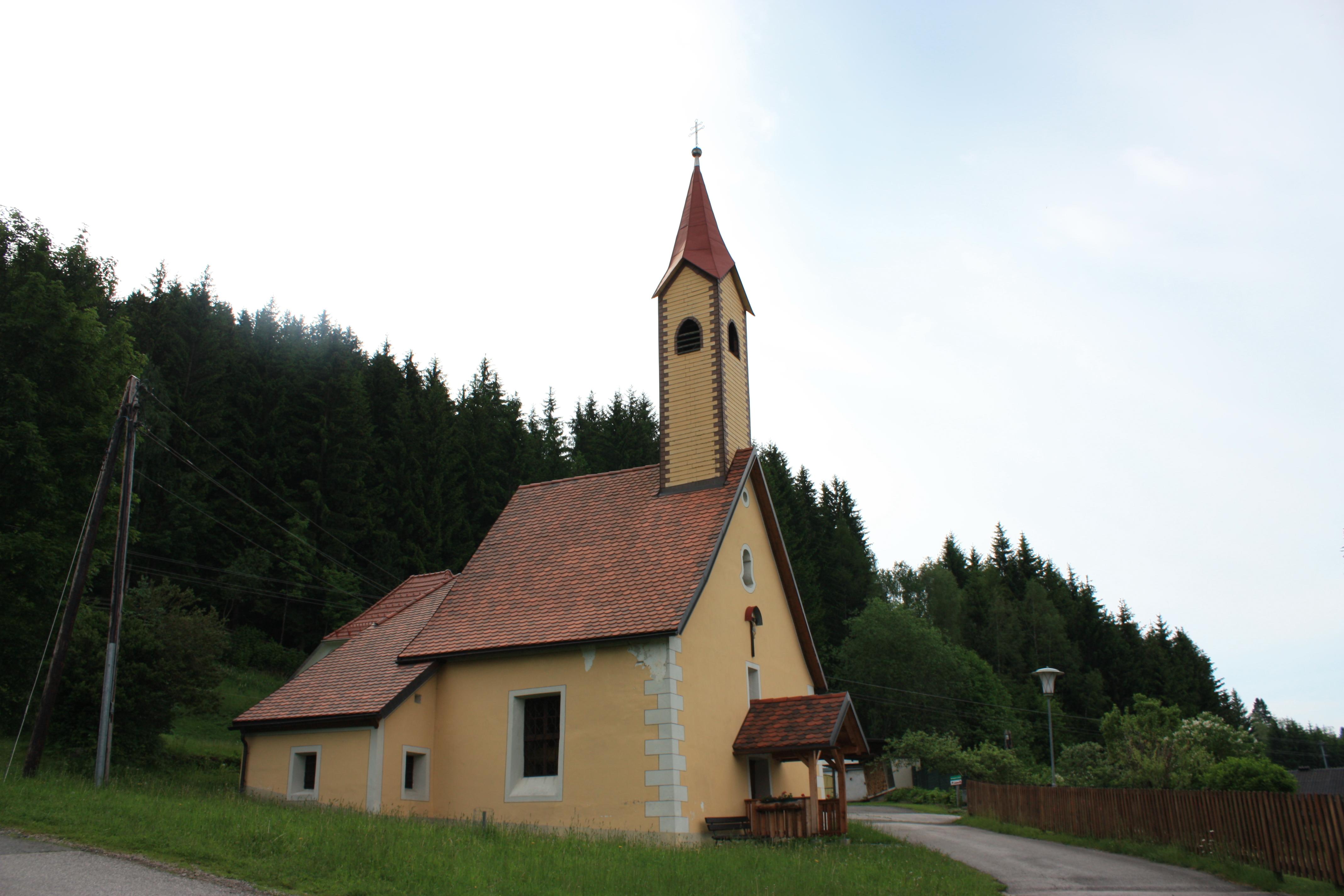 Ortskapelle hll. Maria und Rochus