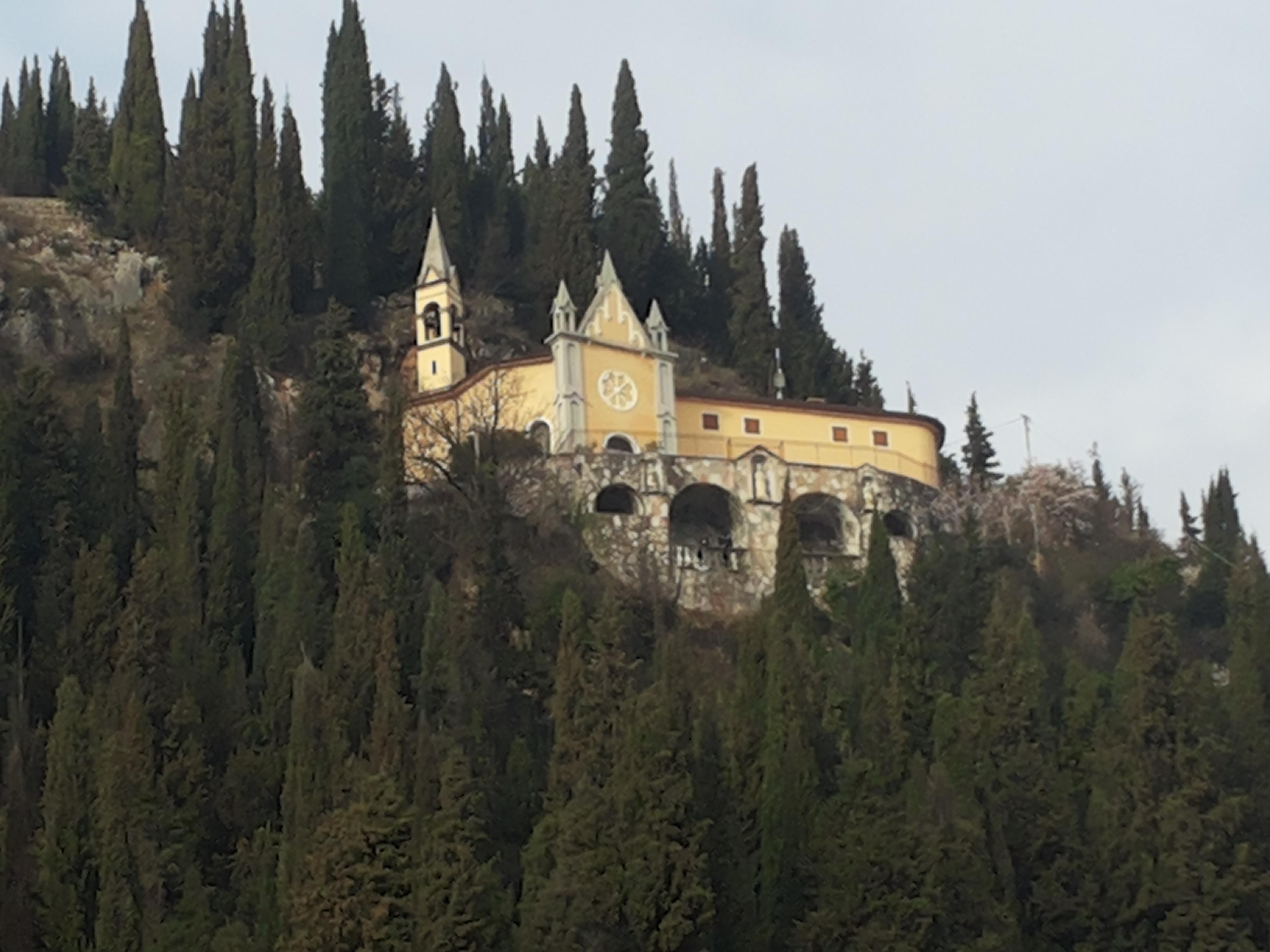 Santuario della Madonna de la Salette