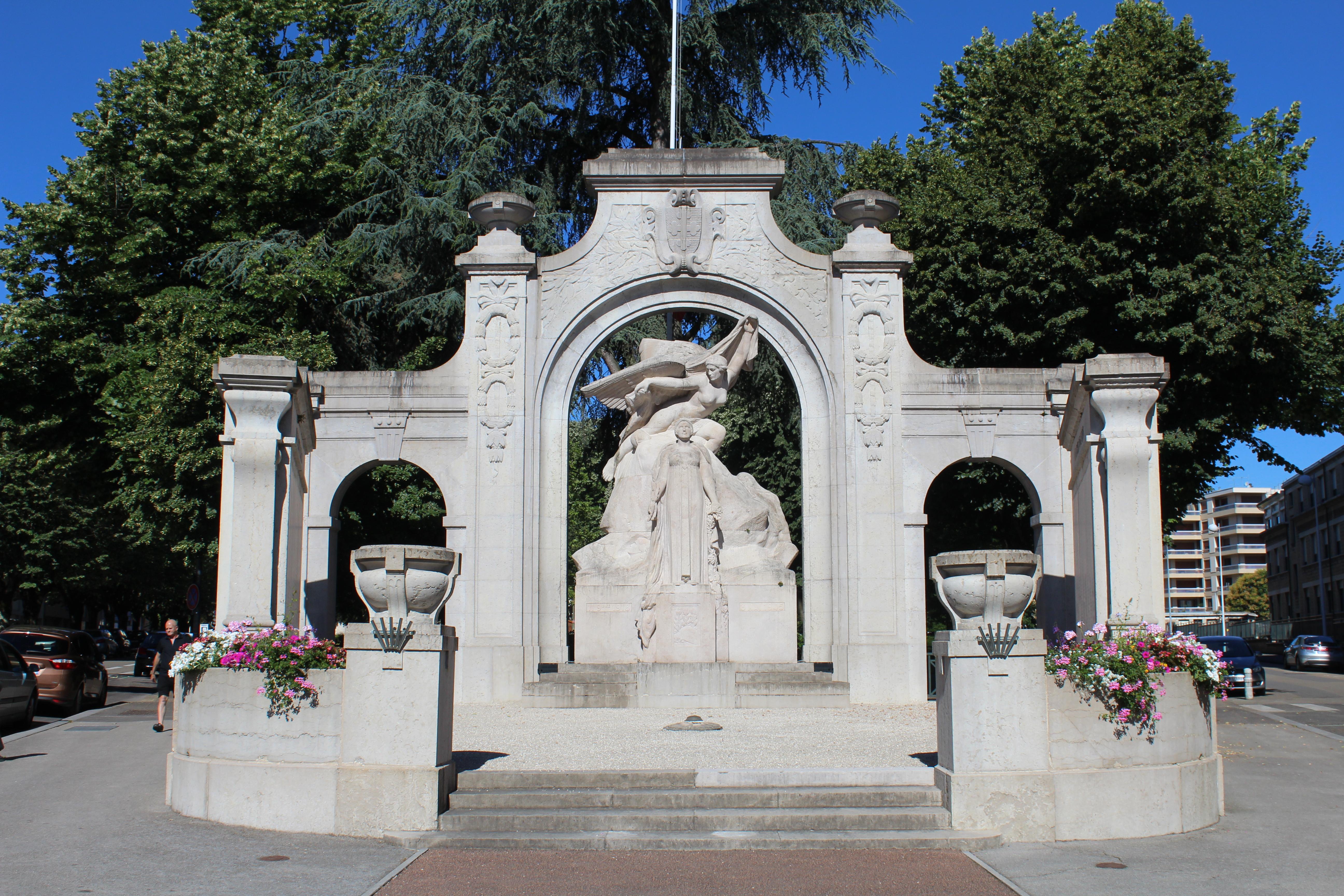 monument aux morts de Bourg-en-Bresse