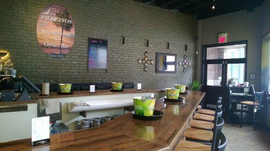 Palmetto's Smokehouse & Oyster Bar