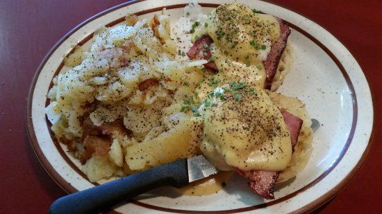 UNCLE Tom's Pancake House