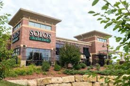 Solos Pizza Cafe