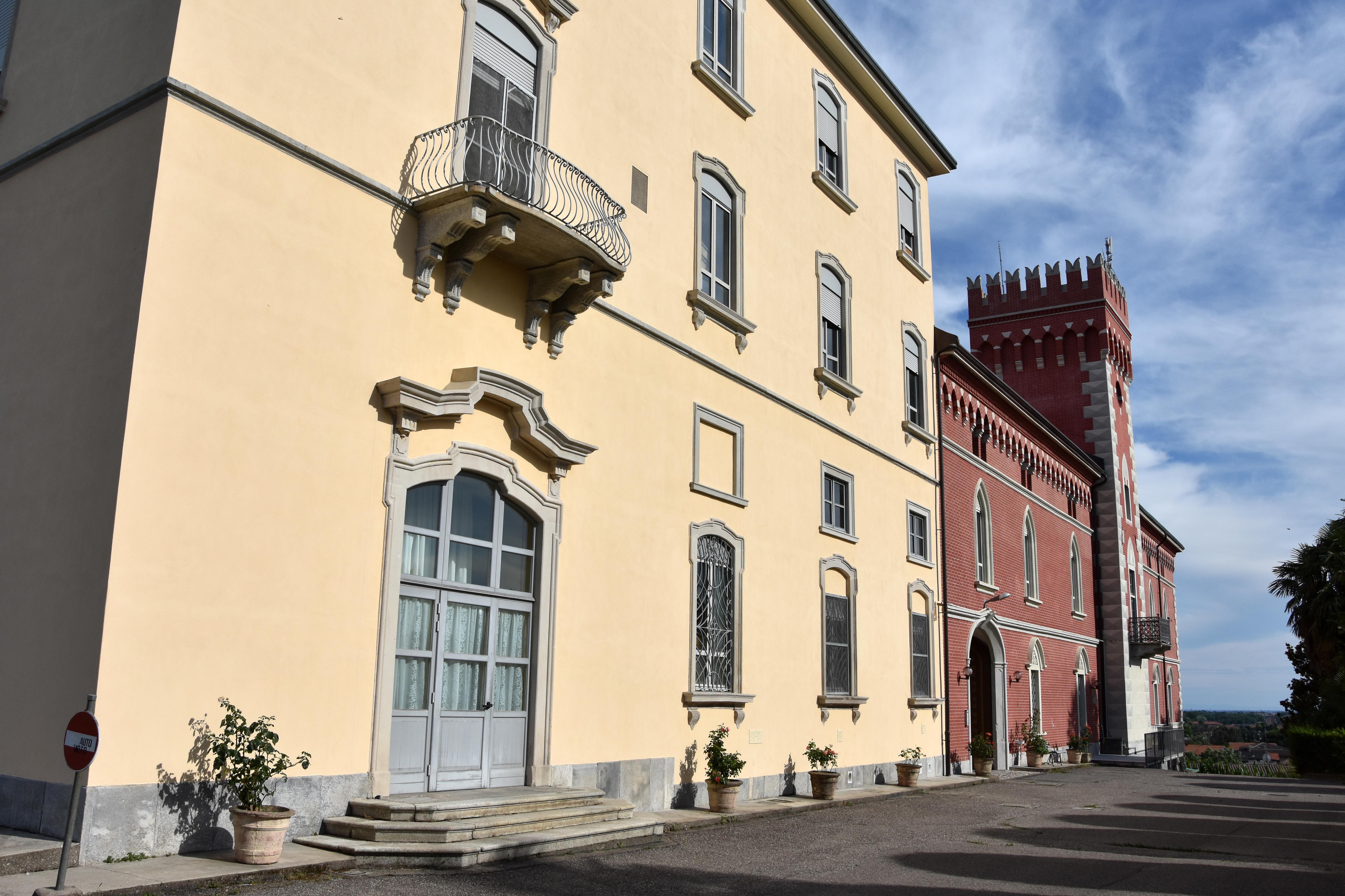 Castello di Venegono Superiore