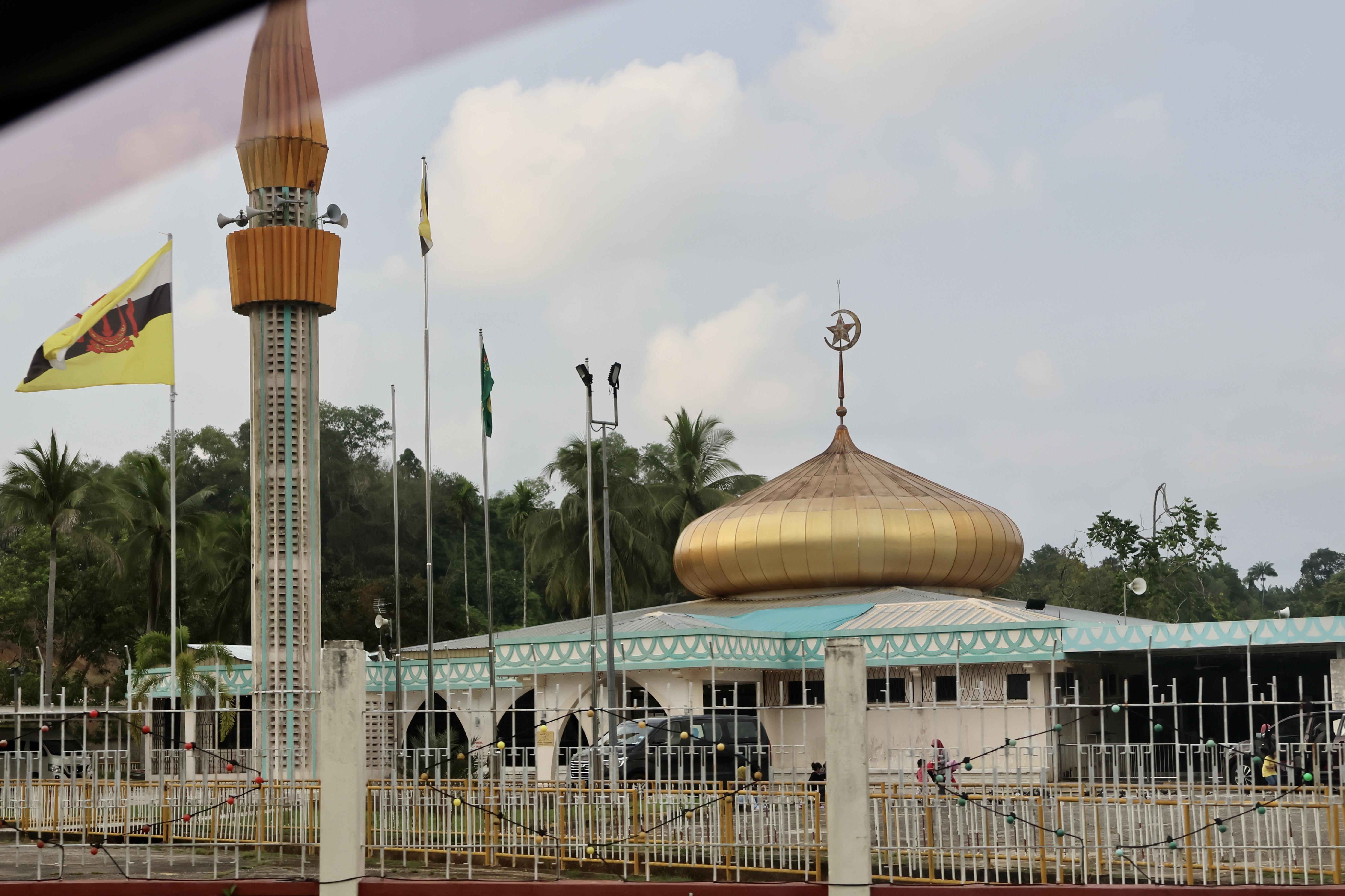 Hassanal Bolkiah Mosque