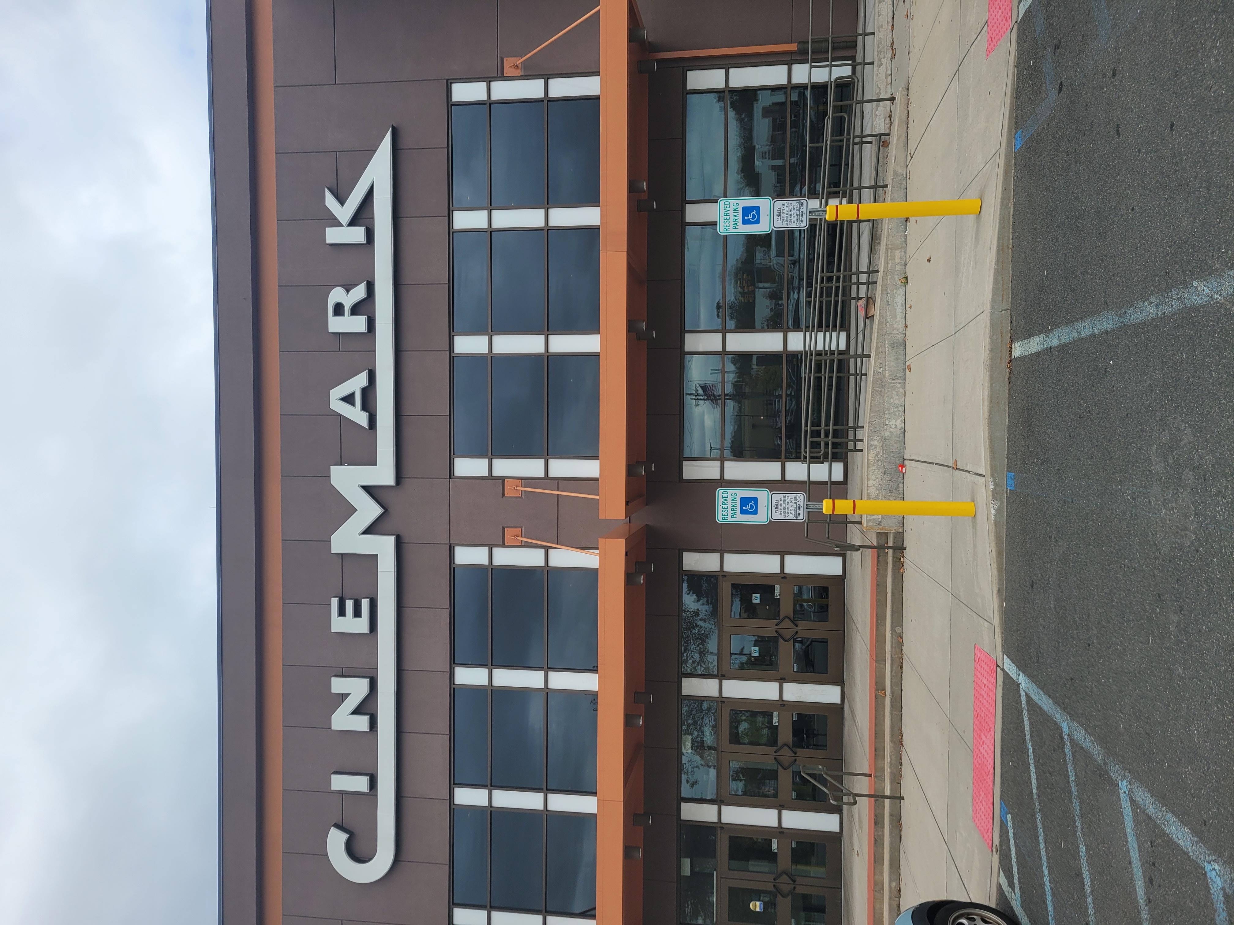 Cinemark Watchung and XD