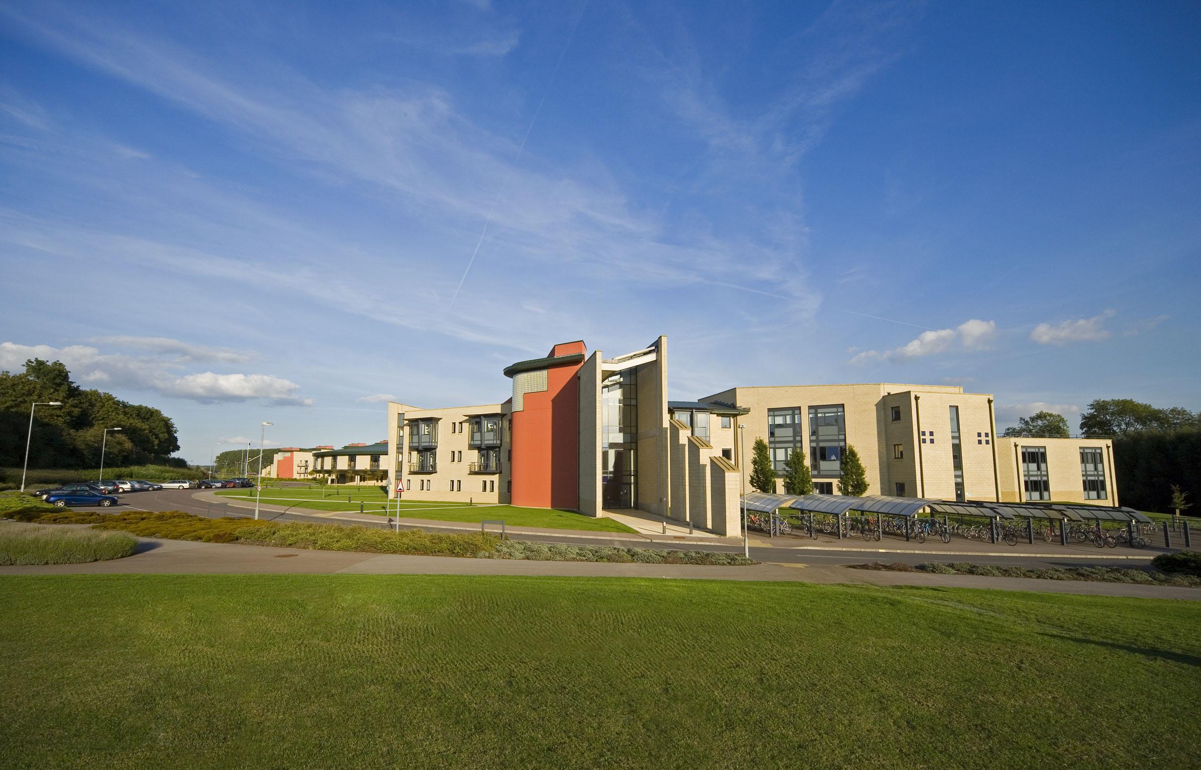 The Defence Academy of the United Kingdom