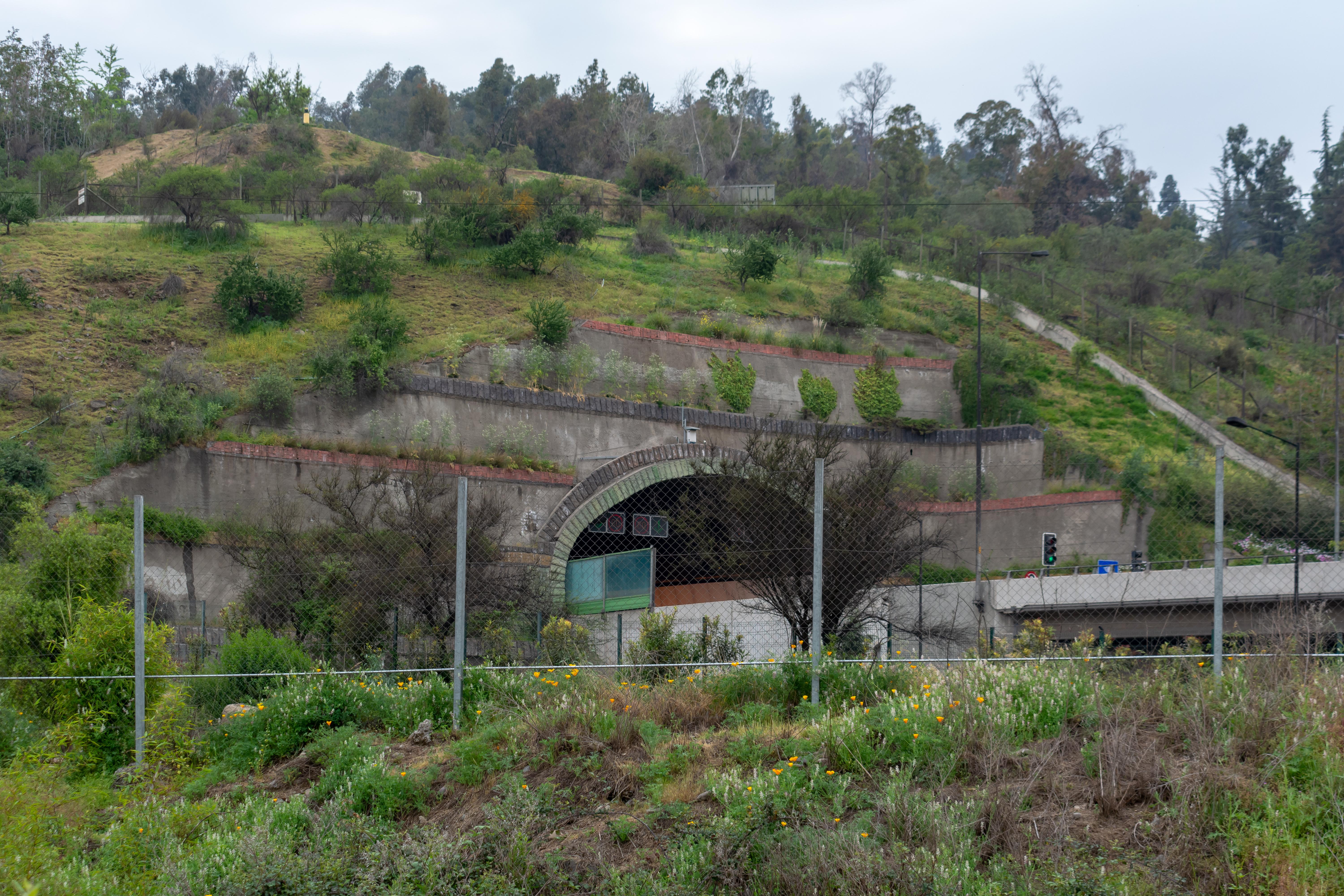 Tunnel San Cristobal