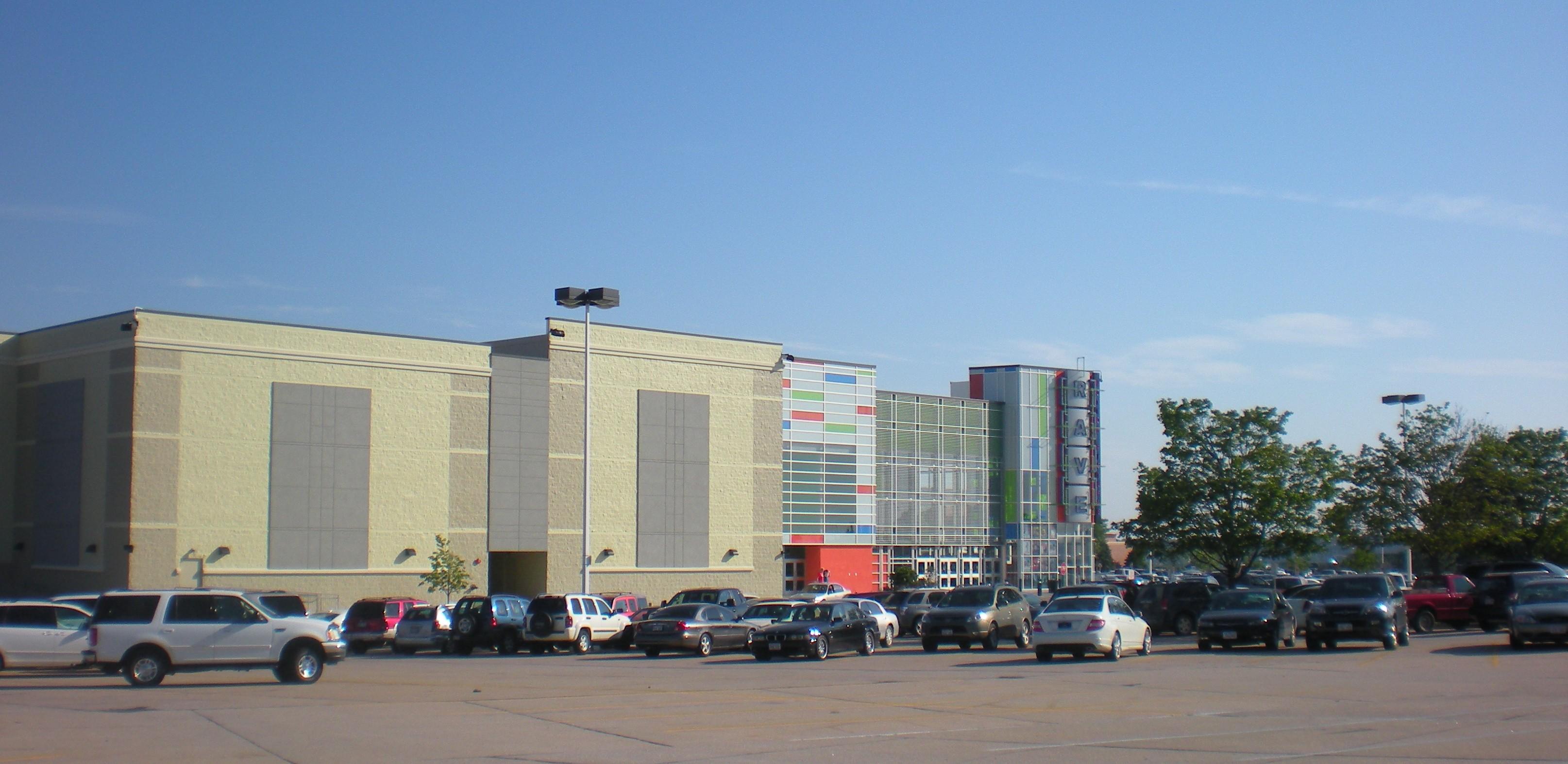 AMC CLASSIC Westroads 14