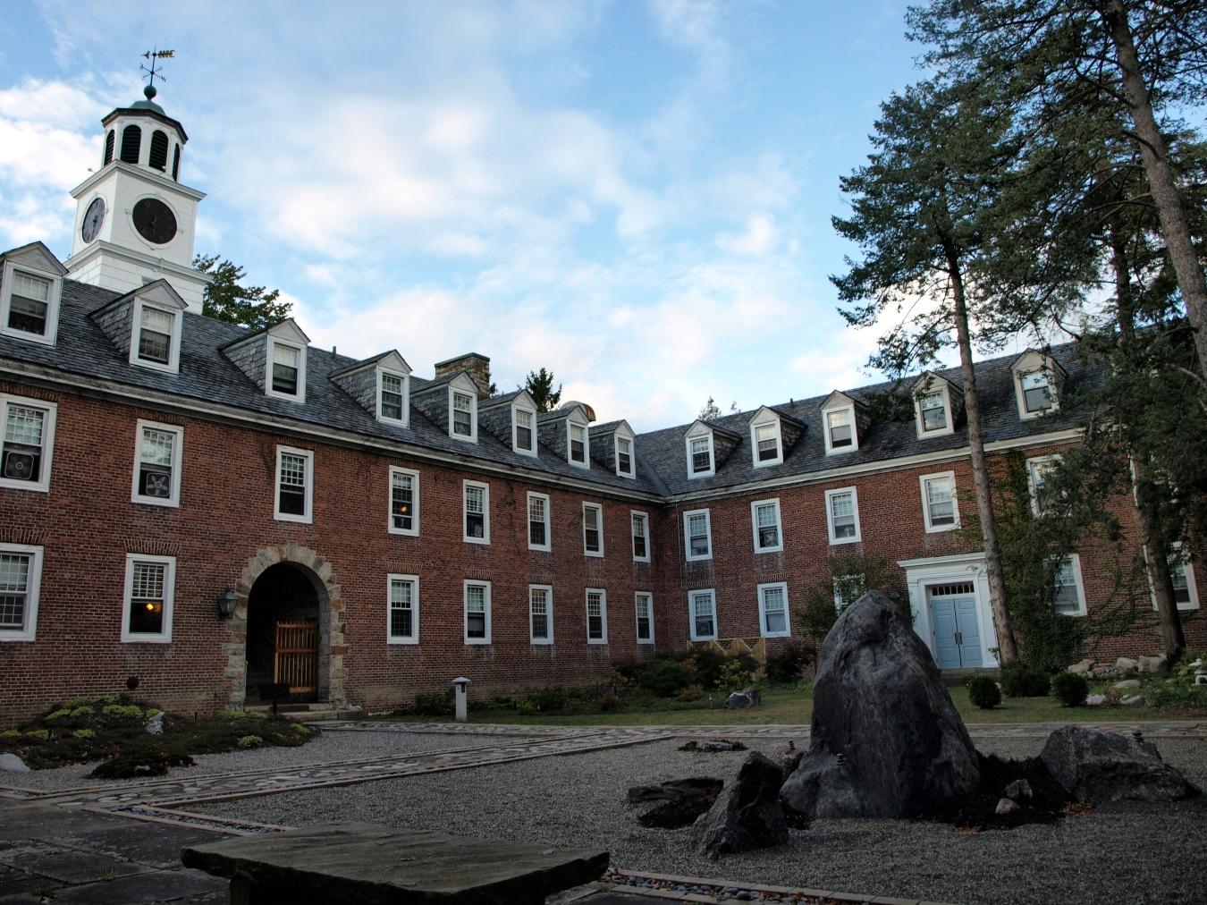 Saint Lawrence University