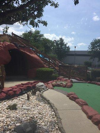 Mountasia Fantasy Golf and Games