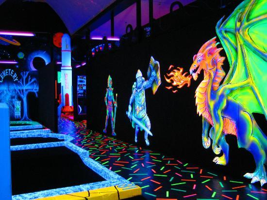 Glo Golf Aventure