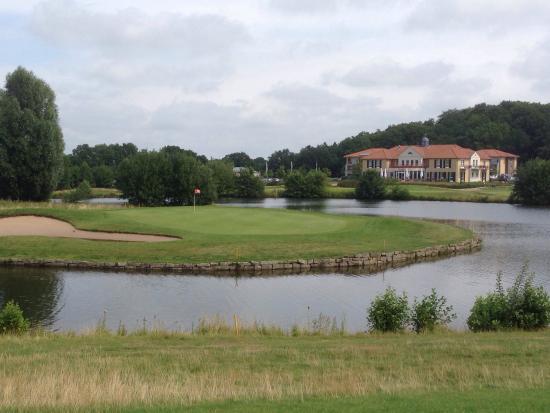 Golf Resort