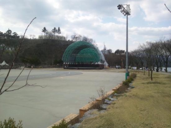 Jungdo Amusement Park