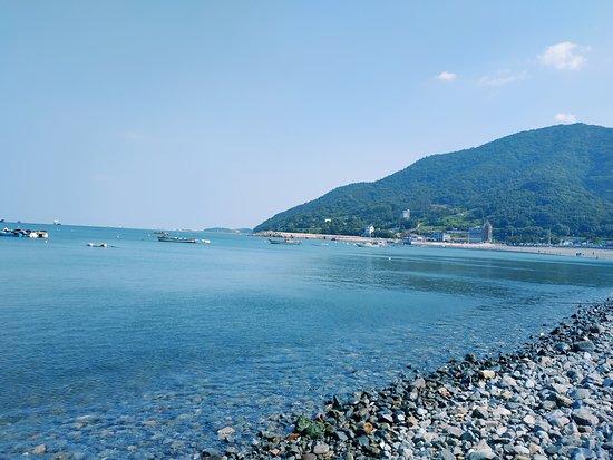 Manseongni Black Sand Beach