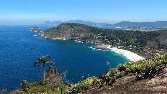 Costão de Itacoatiara