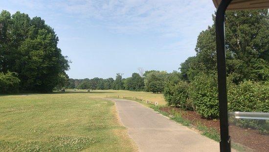 Brown Acres Golf Course