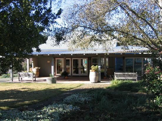 Buttonwood Farm and Winery & Vineyard