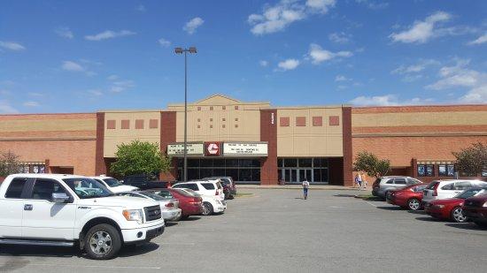 AMC Murfreesboro 16