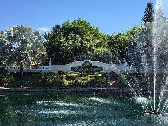 Pelican Pointe Golf and Country Club