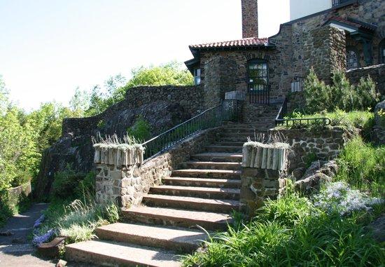 Talcott Mountain State Park