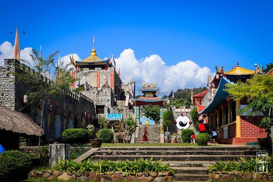 Chinees Dorp Santichon