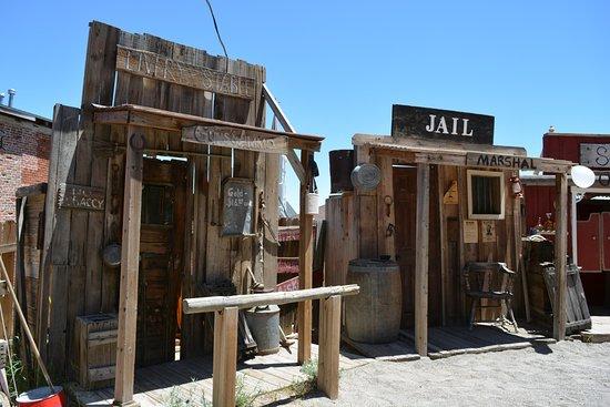 Virginia City Outlaws