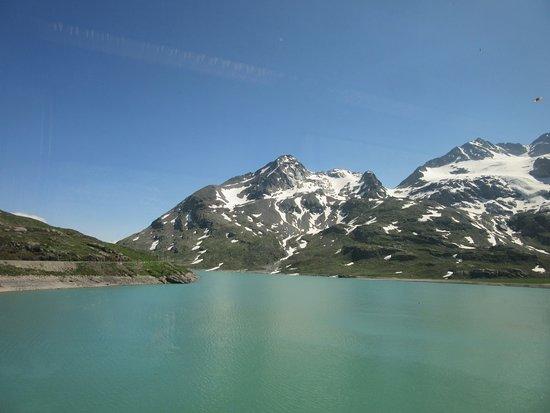 Trenino Rosso del Bernina