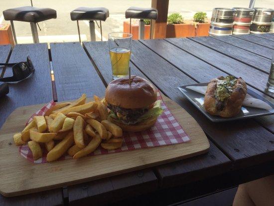 Stein's Taphouse