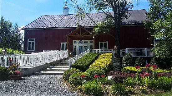 Sunset Hills Vineyard