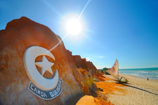 Canoa Quebrada Beach
