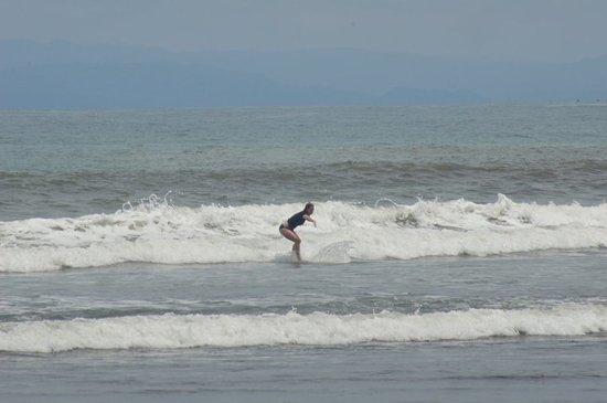 Chuck's Wow Surf Lessons