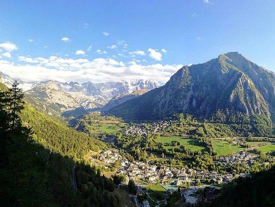 Sentiero panoramico lungo l'Orrido di Pre-Saint-Didier